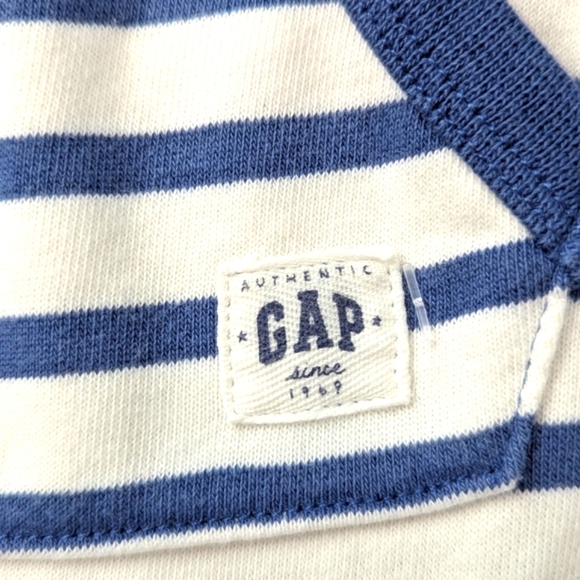 🎈Baby Gap (12-18 Months) One Piece Footless Romper/Pyjamas With Snaps - Picture 8 of 14